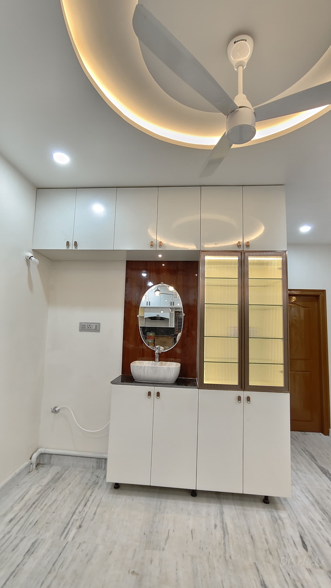Vanity & Storage